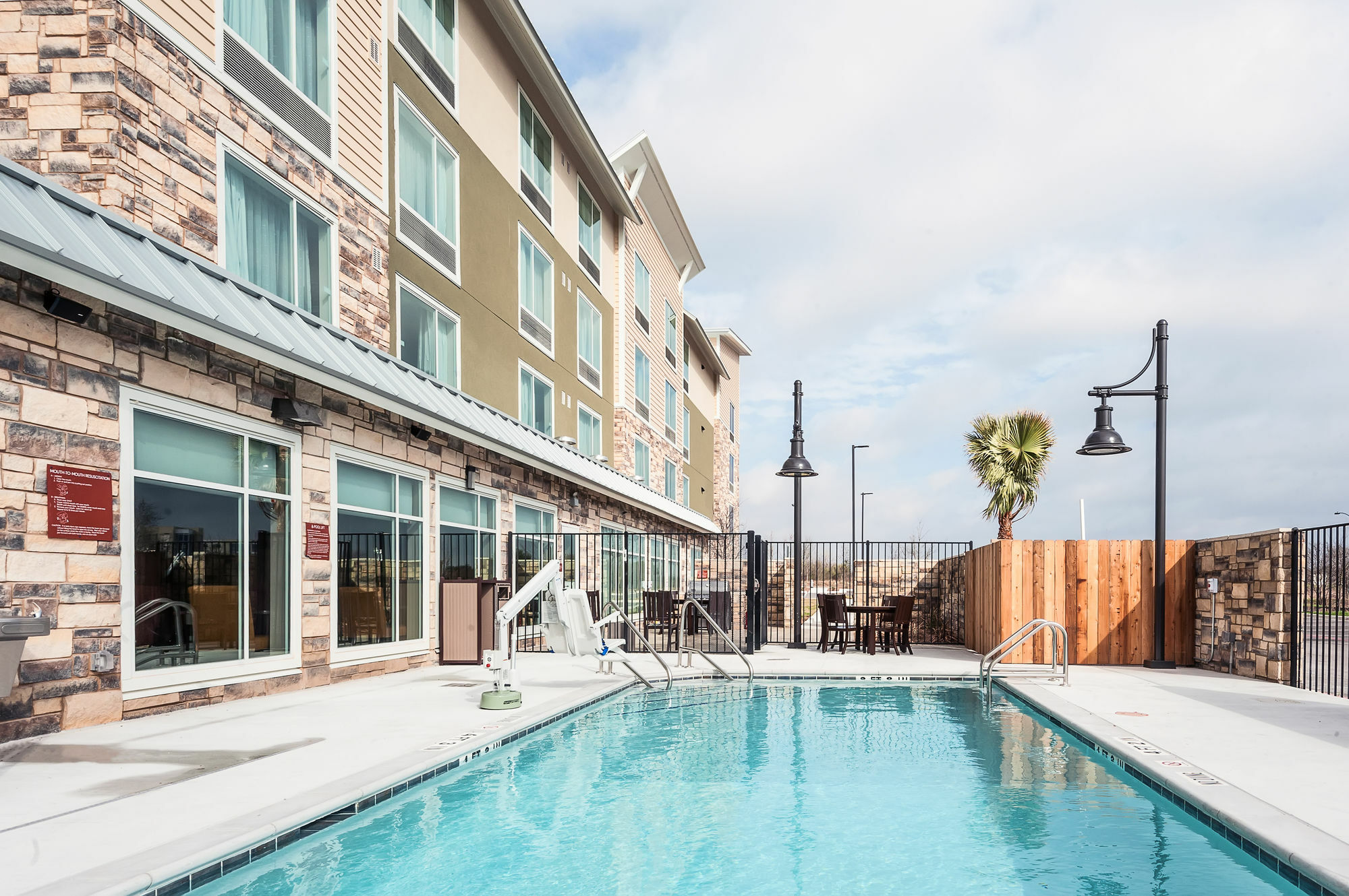 Towneplace Suites By Marriott Austin Parmer/Tech Ridge Экстерьер фото